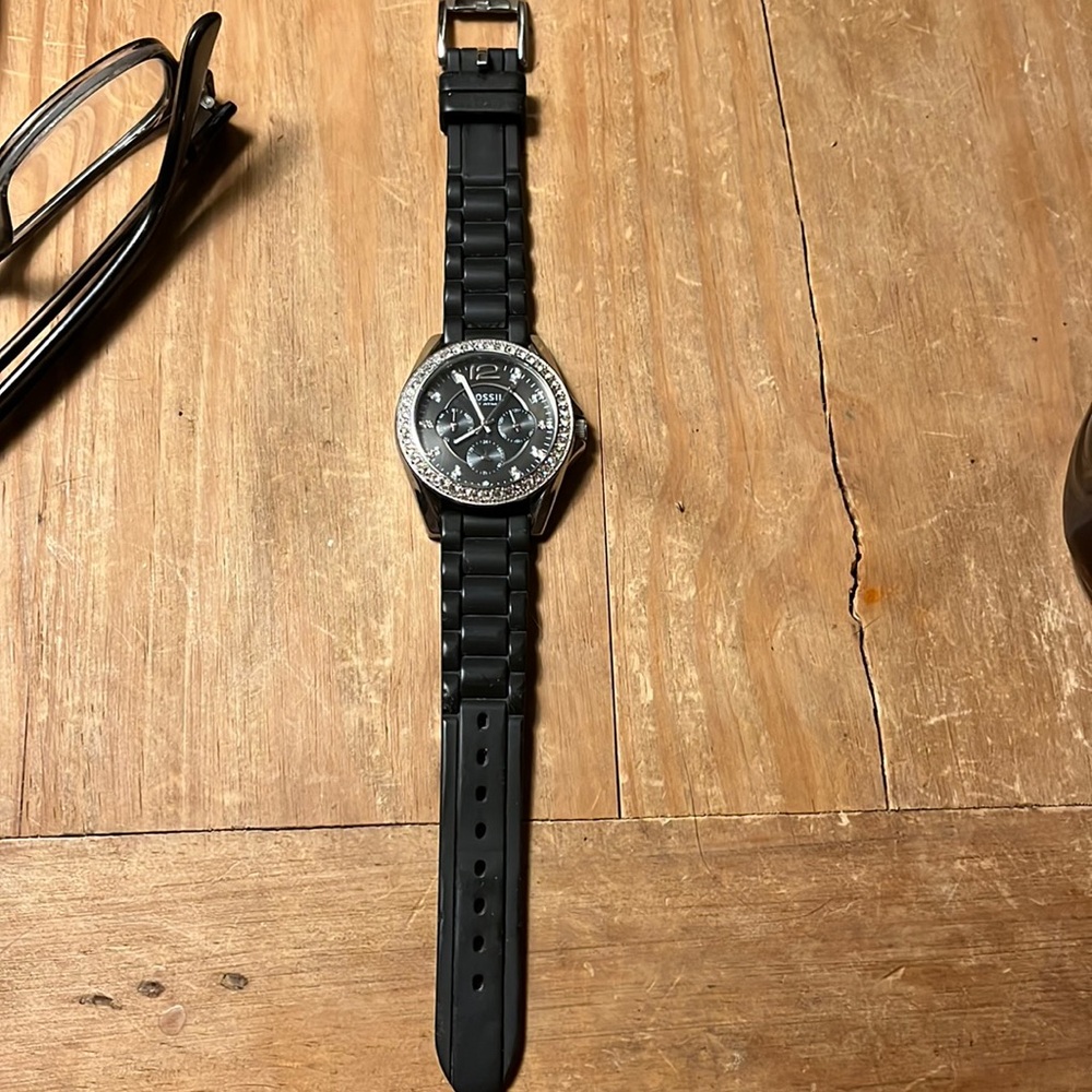Fossil watch gently worn
